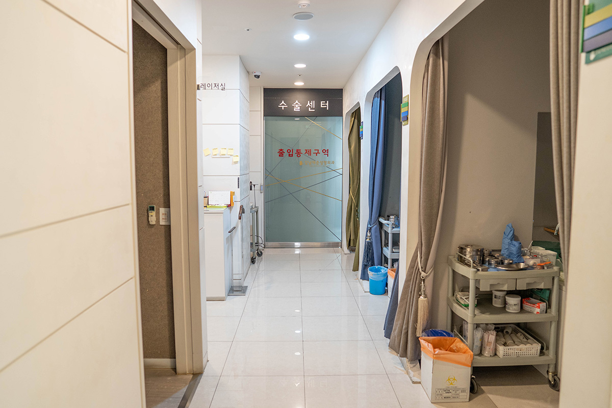 강남재준성형외과 내부 인테리어-3